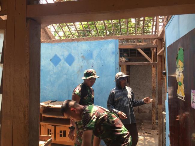 Jembar, Si Ringan Tangan Yang Rumahnya Direnovasi Satgas TMMD