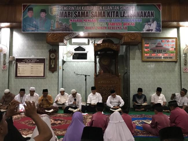 Bupati Mursini Pinta Masyarakat Aktifkan kegiatan Maghrib Mengaji...