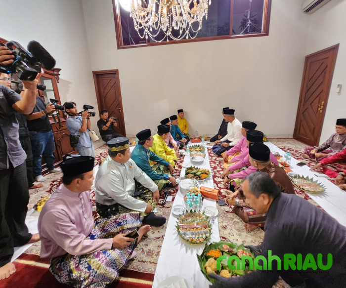 Tukaran Tepak Sirih, LAM Riau sambut baik Rencana kunjungan Ganjar Pranowo ke Riau
