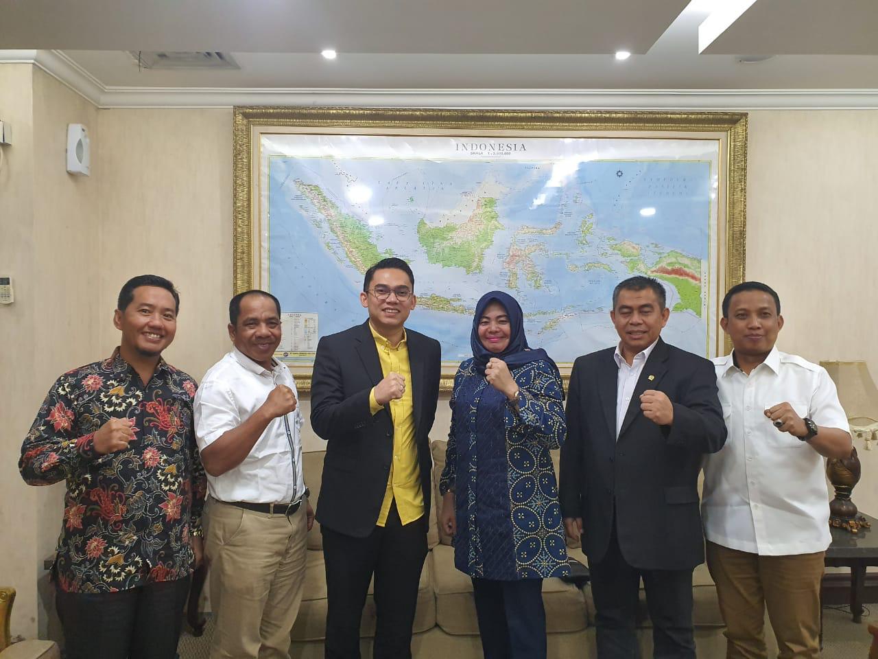 Sinergi Membangun Daerah Antara Legislator dan Senator Riau