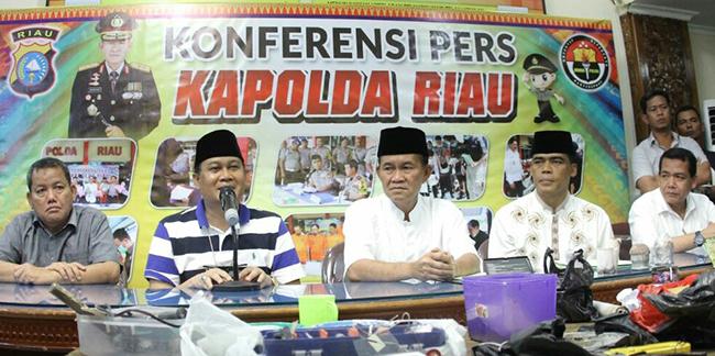 Brimob temukan 4 bom Rakitan siap diledakkan, Tiga orang berhasil diamankan