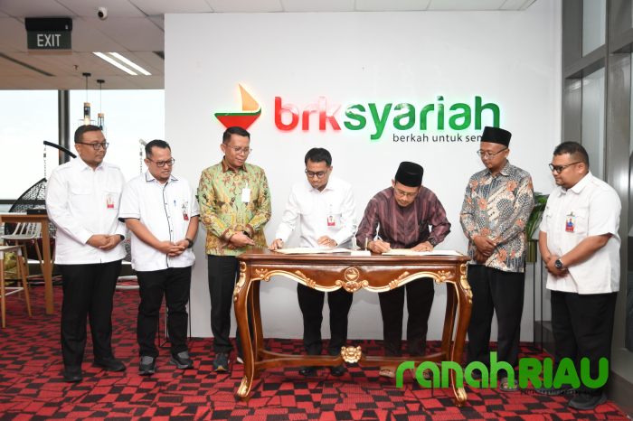 BRK Syariah Perkuat Ekosistem Keuangan Digital Pesantren, Gandeng Ponpes Al Munawwarah