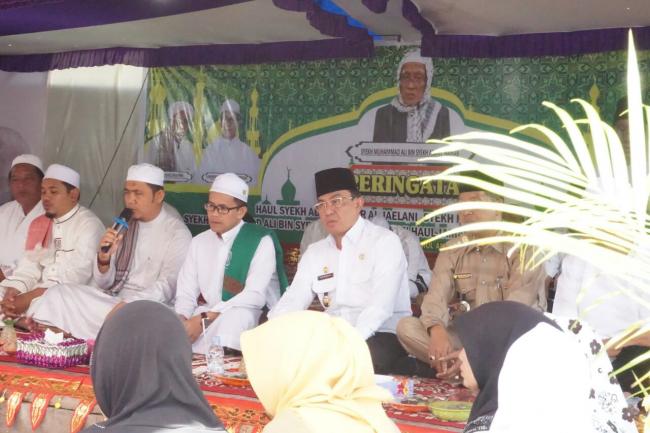 Bupati Inhil Hadiri Haul Sultani Aulia Syekh Abdul Qadir Al-Jaelani, Desa Sungai Ambat Enok
