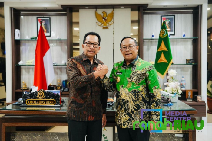 Kunjungan Perpisahan Pj Gubri ke Kejati Riau: Silaturahmi Hangat di Akhir Masa Jabatan