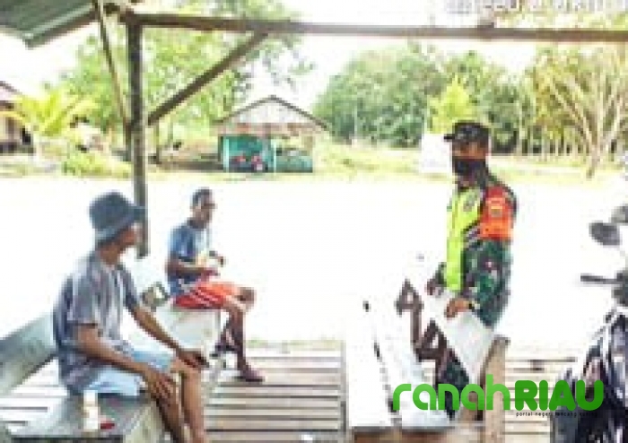 Imbau Warga Patuhi Prokes, Serda Edi Saputra Gelar Sosialisasi