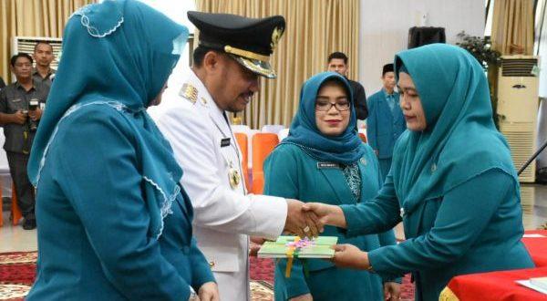 Ketua TP-PKK Kampar Secara Resmi Dilantik