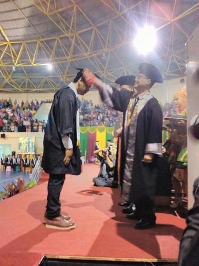 Wisuda Universitas Islam Riau 2017, Fiki Angga Putra Sabet Gelar Pamuncak
