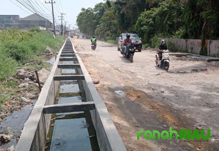 Dialokasikan Rp100 Miliar Lebih, Pemko Pekanbaru segera Benahi Drainase Atasi Banjir