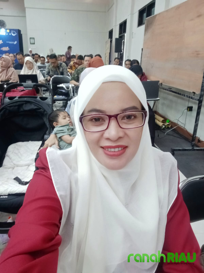 Guru Bukan lagi Pusat Kelas, Tapi Pusat Kesadaran