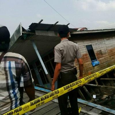 Abrasi di Kuala Enok, 12 Rumah dan Jembatan Rusak 