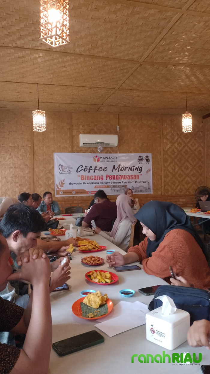 Coffee Morning Bawaslu Pekanbaru, Misbah Ibrahim: Parpol harus memberi Edukasi ke Masyarakat 