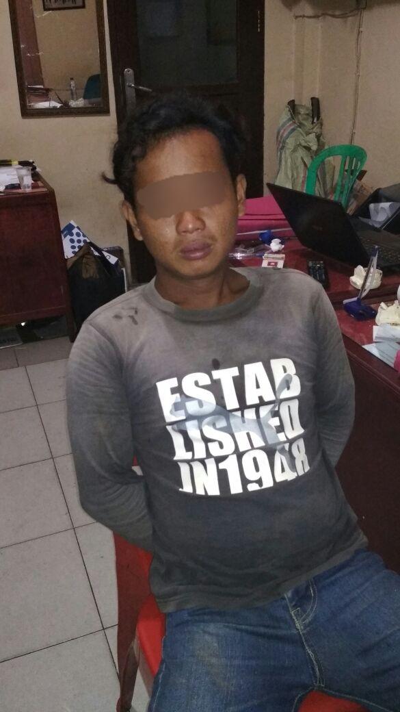 Tragis.. Pria Ini Tebas Korbannya Pakai Samurai Hingga Mati mengenaskan