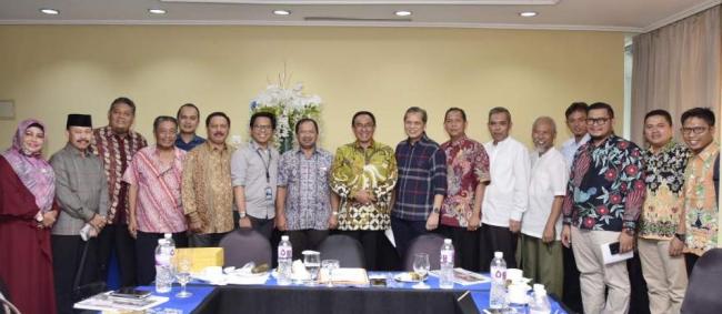 Terluas di Indonesia, Perbaikan Kebun Tetap Jadi Perhatian Pemkab Inhil