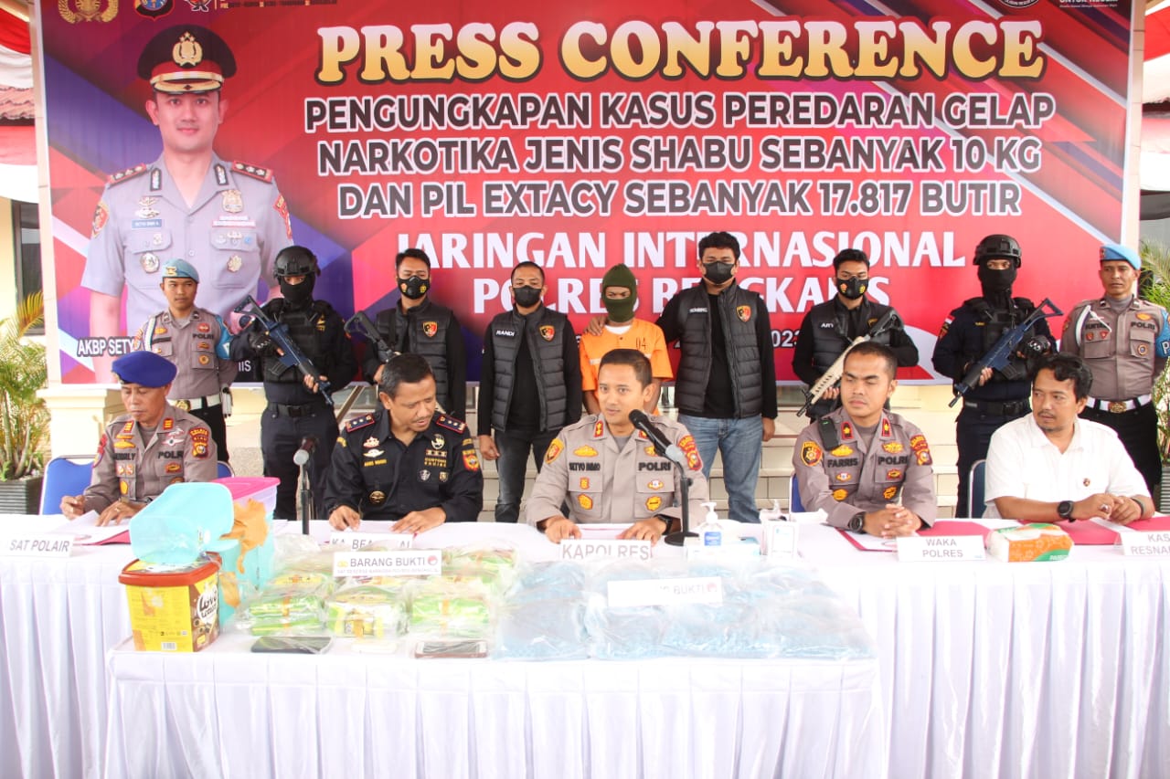 Polres Bengkalis Gelar Press Release Ungkap Sabu 10 Kilo dan 17,817 Pil Ekstasi