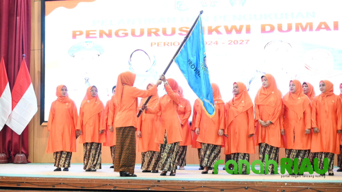 Ketua IKWI Riau lantik Pengurus IKWI Dumai Periode 2024-2027