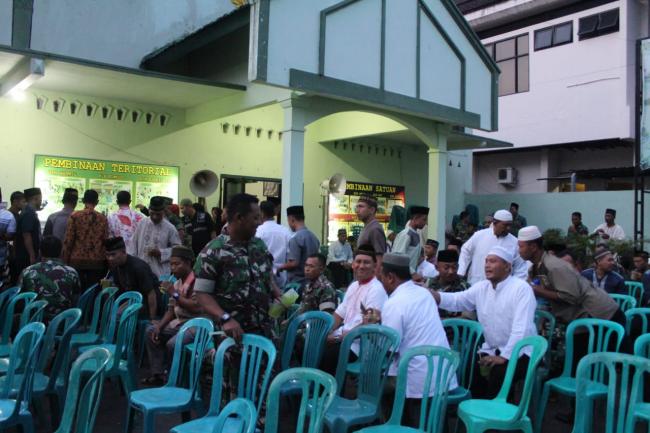 Buka Puasa Bersama, Sederhana Penuh Makna