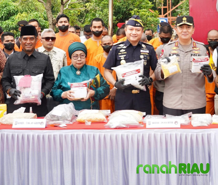 Ketum Santri Tani NU, HT. Rusli Ahmad hadiri Pemusnahan Barang Ilegal jelang Ramadhan di Mapolda