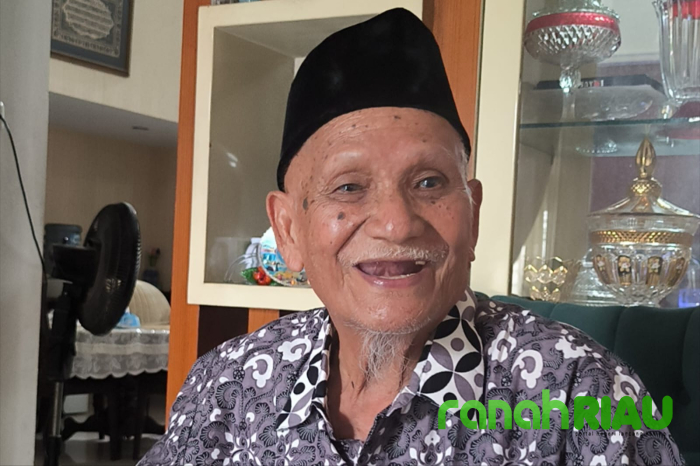 Momen HUT Riau di Mata Sejarawan Suwardi MS, Merajut Sejarah Menyongsong masa Depan 