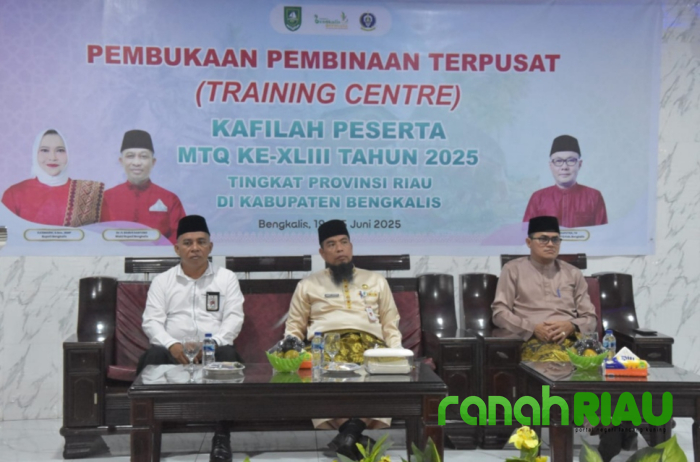Bupati Bengkalis Harapkan Kafilah Peserta MTQ Mampu Meraih Prestasi Yang Terbaik