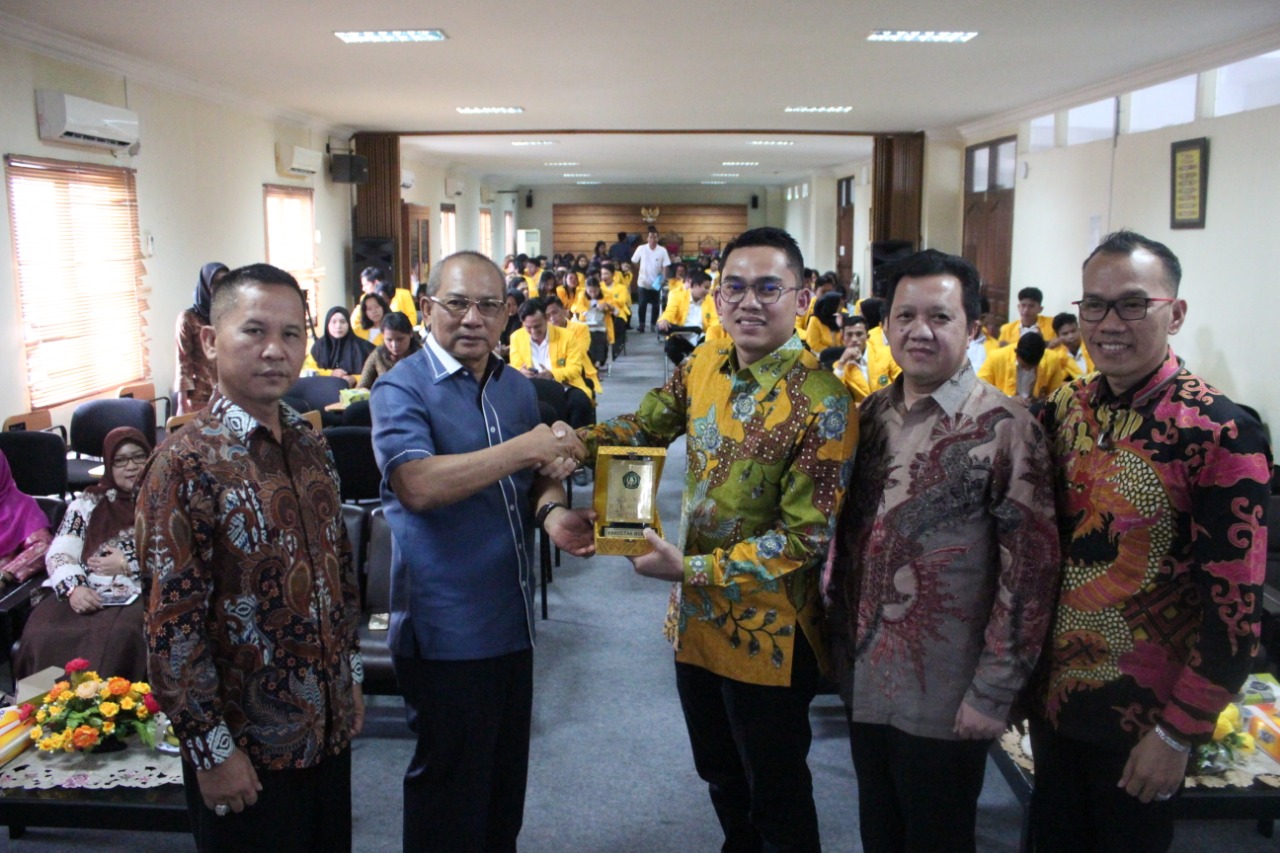 Senator Muda Riau Berikan Sos 4 Pilar ke Unilak