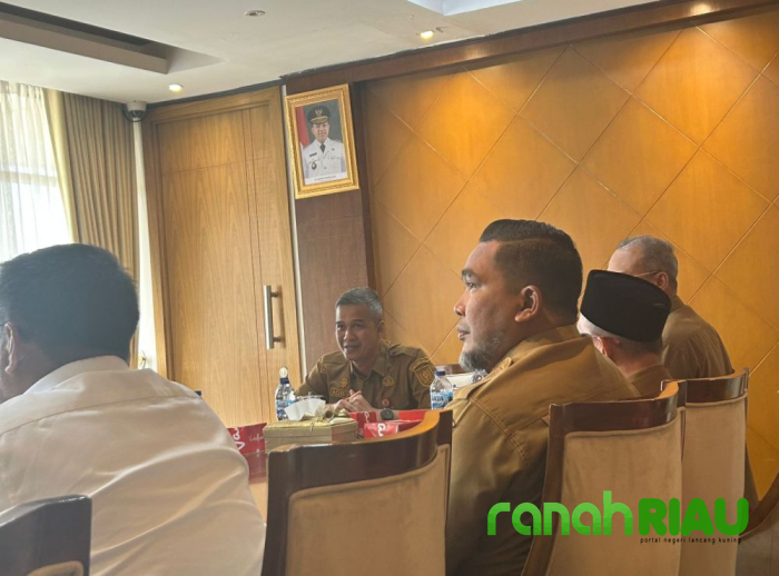 Pemprov Riau dan Kilang Pertamina International UP II Dumai bahas Pembebasan lahan Bufferzone