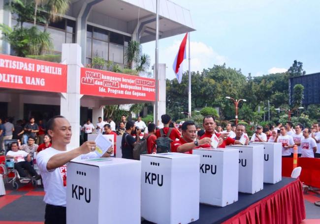 Kemendagri Gelar Simulasi Pencoblosan Surat Suara dan Apel Sukseskan Pemilu Serentak 2019