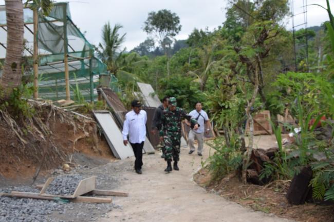 Dandim Trenggalek Cek Rehab Masjid
