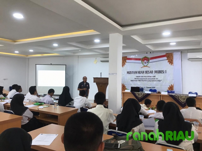 Musyawarah Besar Forum OSIS se-Kota Pekanbaru di Abdurrab