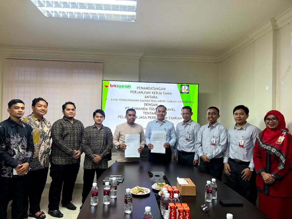BRK Syariah Pamedan Tanjung pinang gelar Kerjasama dengan PT Ramanda Tour Travel