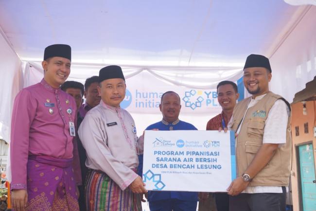 Asisten III Kota Pekanbaru Resmikan Program Pipanisasi Sarana Air Bersih di Bencah Lesung