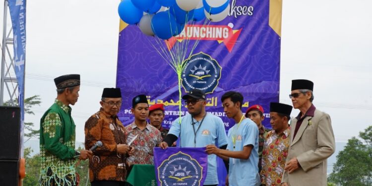 Selain Mahir Bahasa Arab dan Inggris, juga ada Empat ciri lain Santri lulusan Pesantren Muhammadiyah