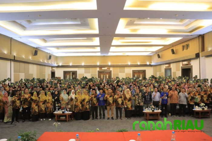 Harapan Rektor UIN Suska di Pelantikan 384 Guru Profesional LPTK Fakultas Tarbiyah dan Keguruan