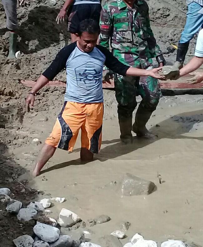 Keluarga Solahudin Mulai Rasakan Ekonomi Meningkat Berkat Jalan Baru