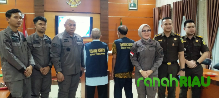 Kejari Inhil tetapkan Tiga tersangka dalam Kasus Korupsi 2,3 Milyar di PD BPR Gemilang