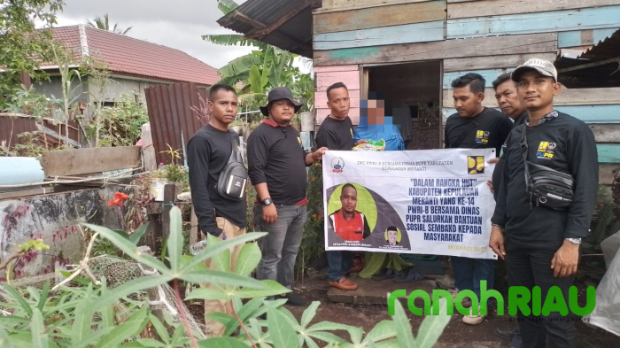 DPC PWRI-B Kepulauan Meranti Salurkan Bantuan Sembako