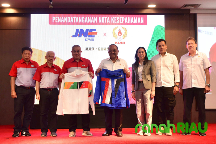 Penandatanganan Nota Kesepahaman JNE dan KONI untuk Pengembangan Olahraga Nasional