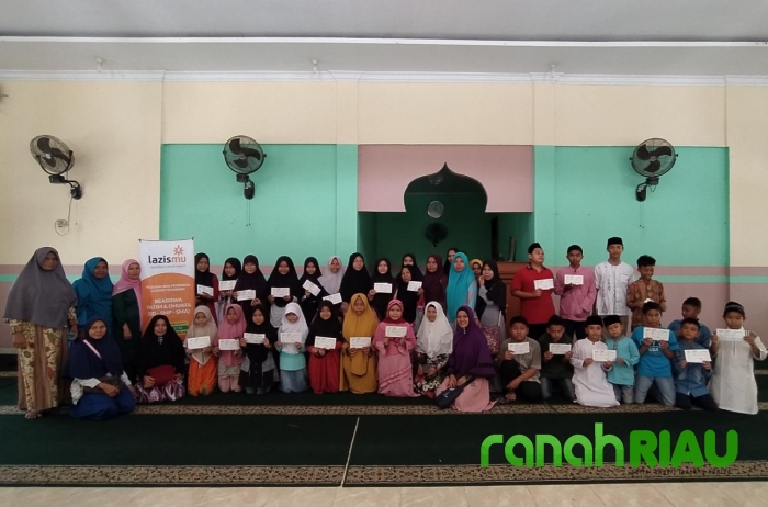 Beasiswa Mentari, Cerahkan 28 siswa sekitar Pasar Cik puan