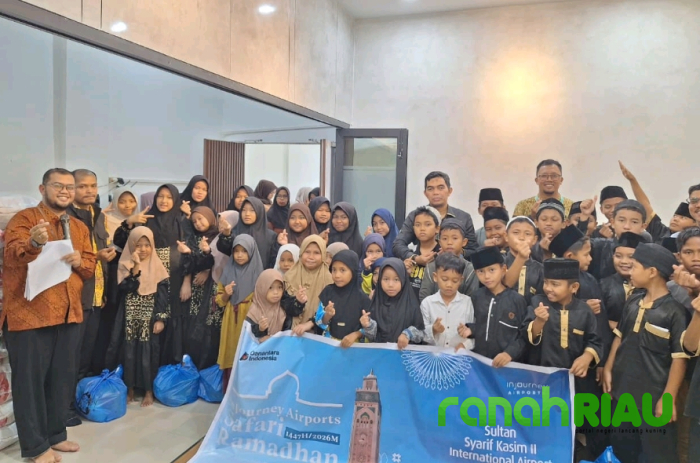 Angkasa Pura Indonesia dan Dompet Dhuafa Santuni 100 Anak Yatim dan Dhuafa
