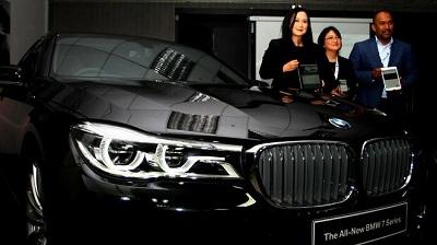 Canggih.. BMW 740 Li Executive, Bisa Parkir Otomatis