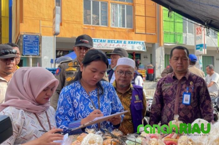 Gawat.. Pegawai BBPOM Pekanbaru temukan Boraks dalam Jajanan Takjil 2025