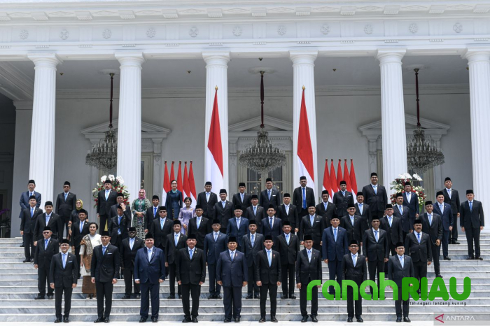 Prabowo Tegas: di Kabinet tidak ada Tanggal Merah, Setiap hari Kerja