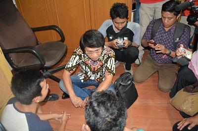 Kunjungan Ketua Komisi Nasional Perlindungan Anak Indonesia (KPAI), Setyo Mulyadi di Polsek Tambora