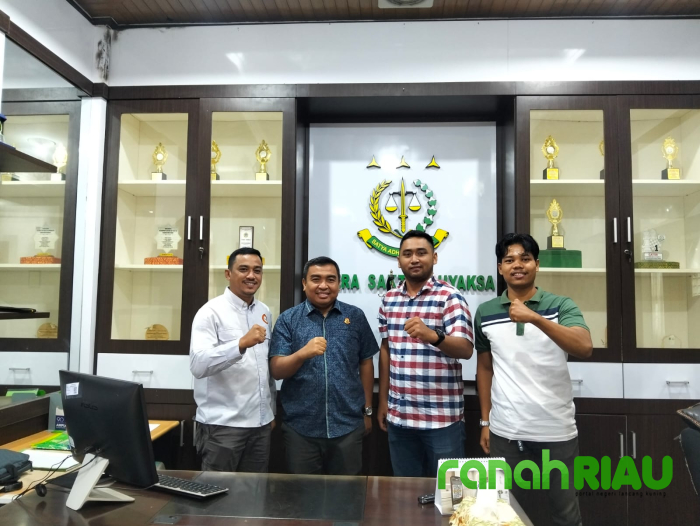 Forum Alumni BEM dan BEM Uniks Kunjungi Kejari Kuansing