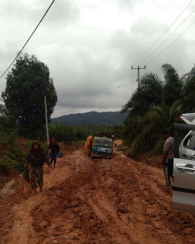 Ternyata Ini Yang Membuat Kades Sungai Harapan Kesal dan Sebut Pemprov Riau PHP, Pantaslah...