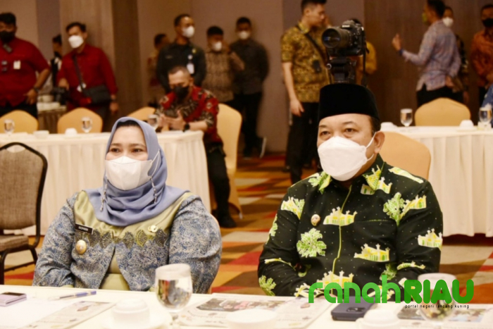 Bahas Lima Poin Penting, Bupati Bengkalis Ikuti Rakor Bersama Gubri