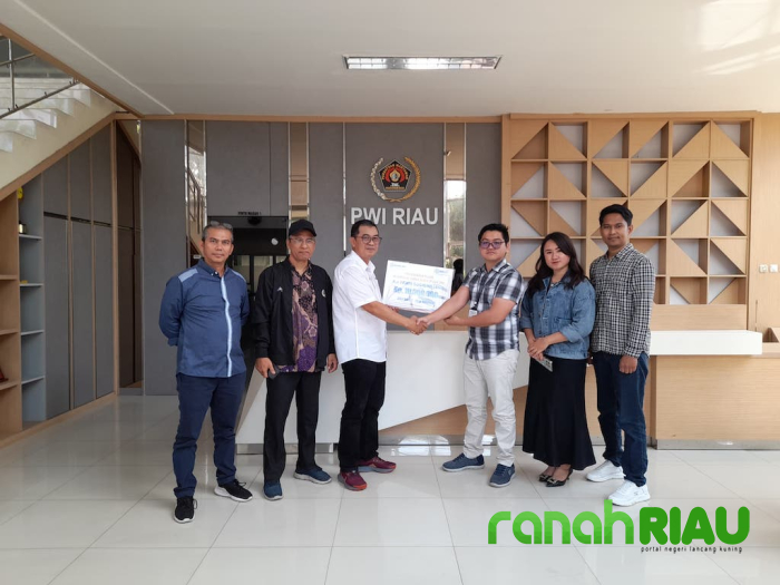 BRILiFE bayarkan Klaim Meninggal Dunia untuk Dua Anggota PWI Riau