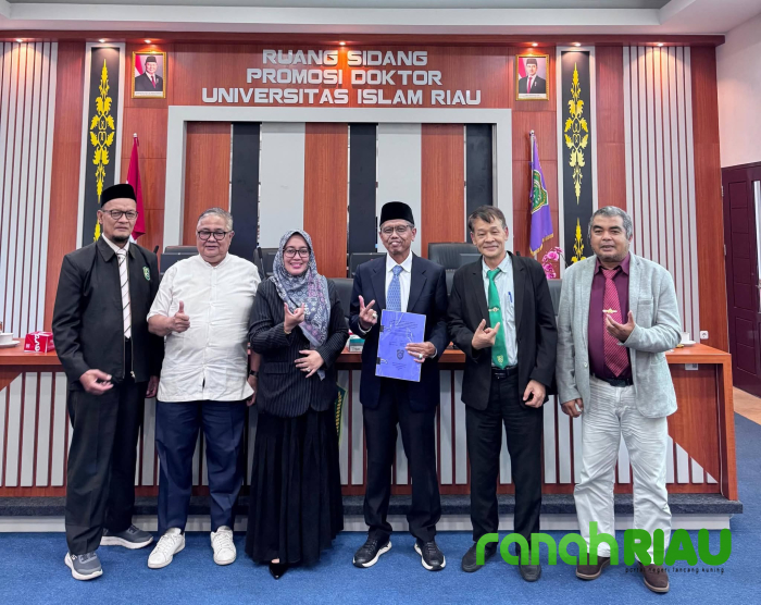 Empat Doktoral Tembus Gerbang Disertasi, Program S3 DSM UIR tunjukkan Akselerasi Akademik