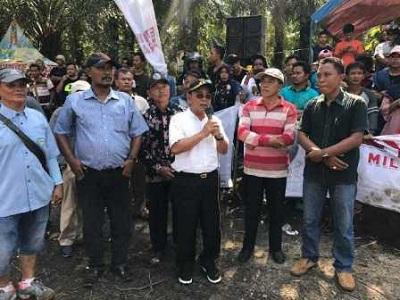 Balon Gubri Harris Resmikan Kejuaraan Motorcross di Tapung