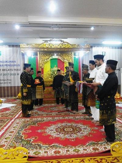 Pengurus LAMR Dikukuhkan, Ini Kata Gubri...