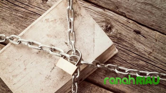 Negara Tak Boleh Takut pada Buku